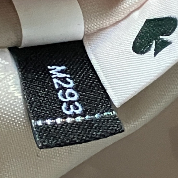 K♠️BUMBLE BEE WICKER PURSE - Picture 13 of 14